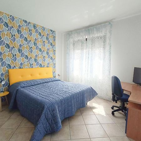 Affittacamere Center Room Tortoli Ngoại thất bức ảnh