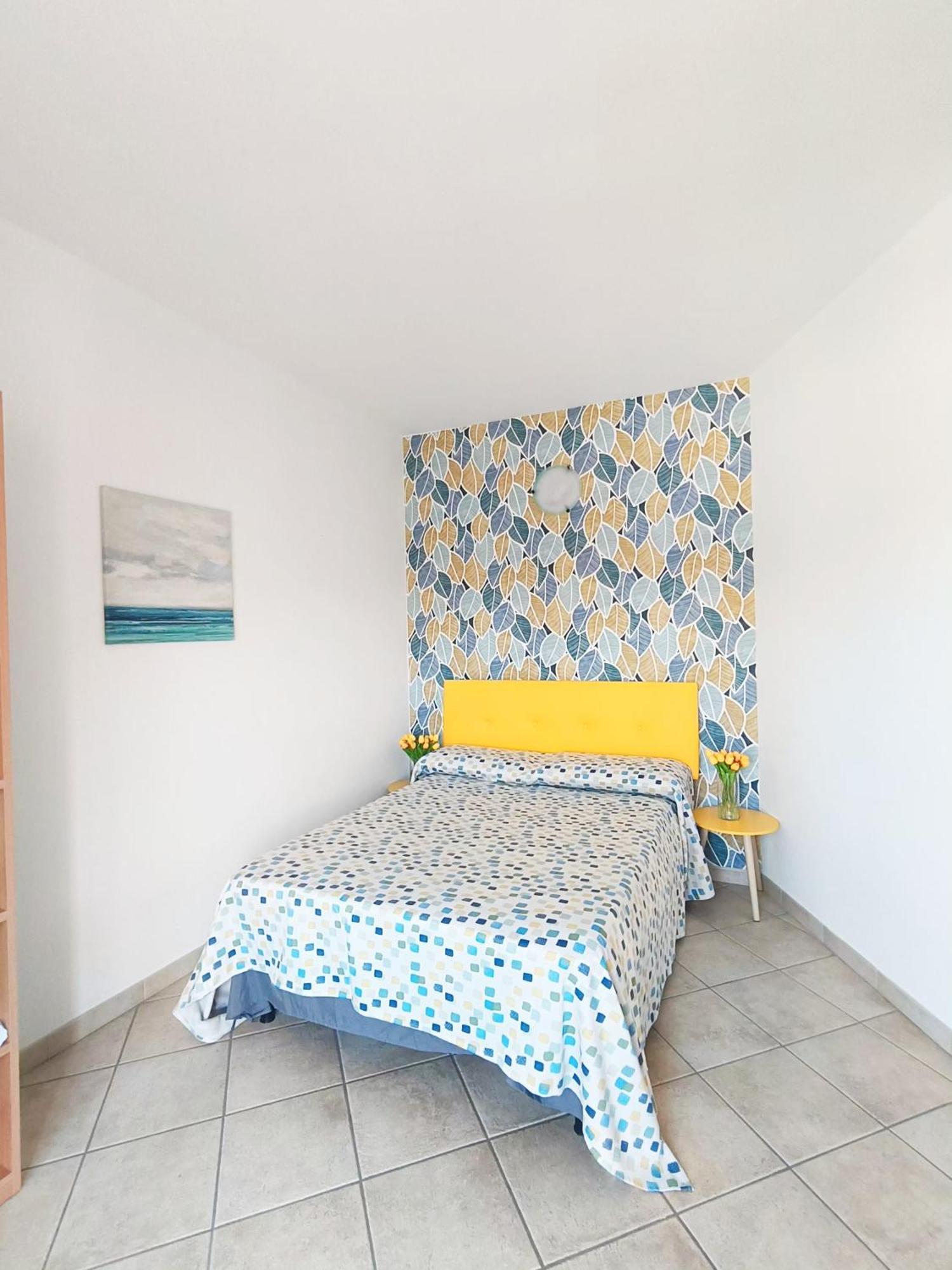 Affittacamere Center Room Tortoli Ngoại thất bức ảnh